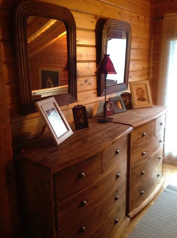 Cassettiere: Commode rustique en bois massif + miroirs – Usato da Belmont sur Lausanne venduto da Primefire
