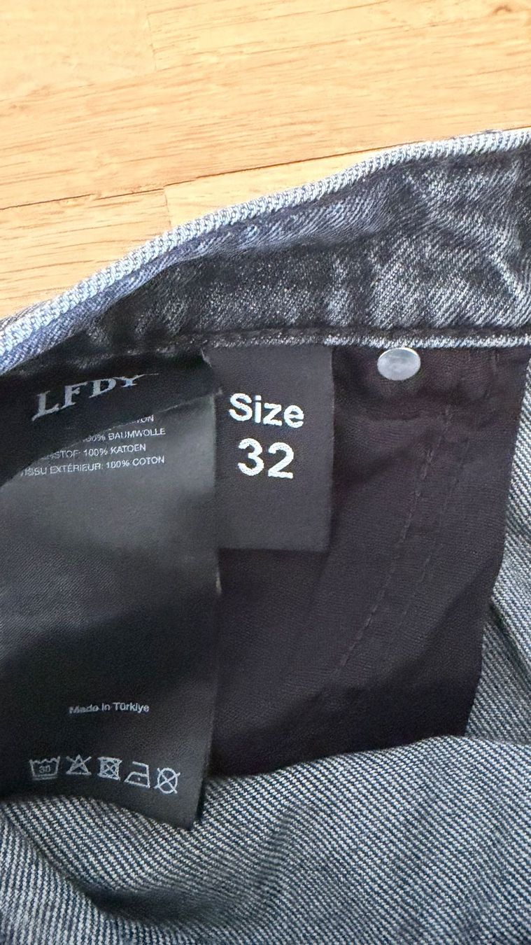 Live Fast Die Young Jeans: LFDY Baggy Denim Washed Black Size 32 – D'occasion à Biel/Bienne par Noachet23 2