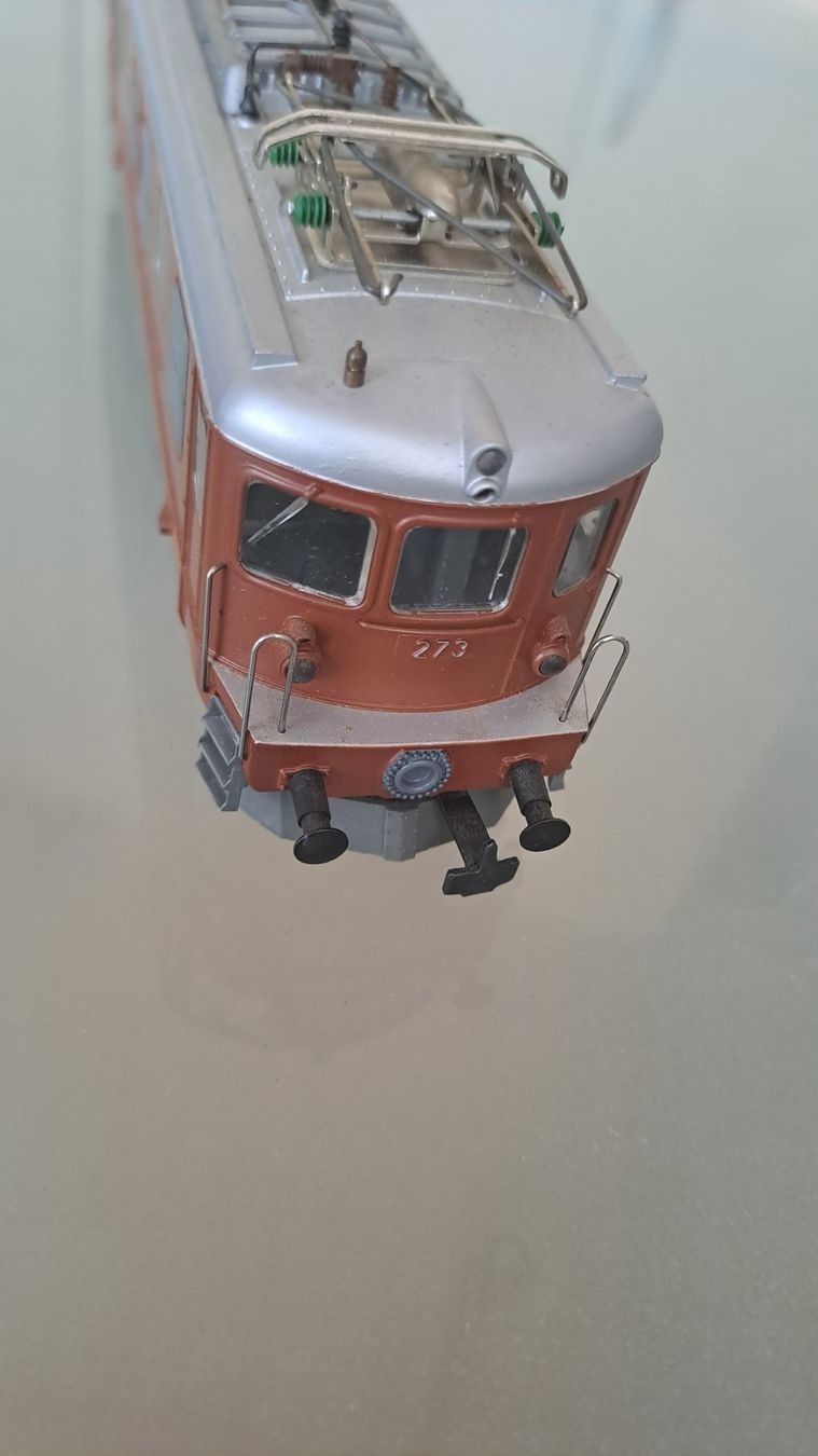 Hag Modellini di ferrovie: HAG? BLS Ae 8/8 H0 GL/30 – Usato da Winterthur venduto da Riebeli333 8