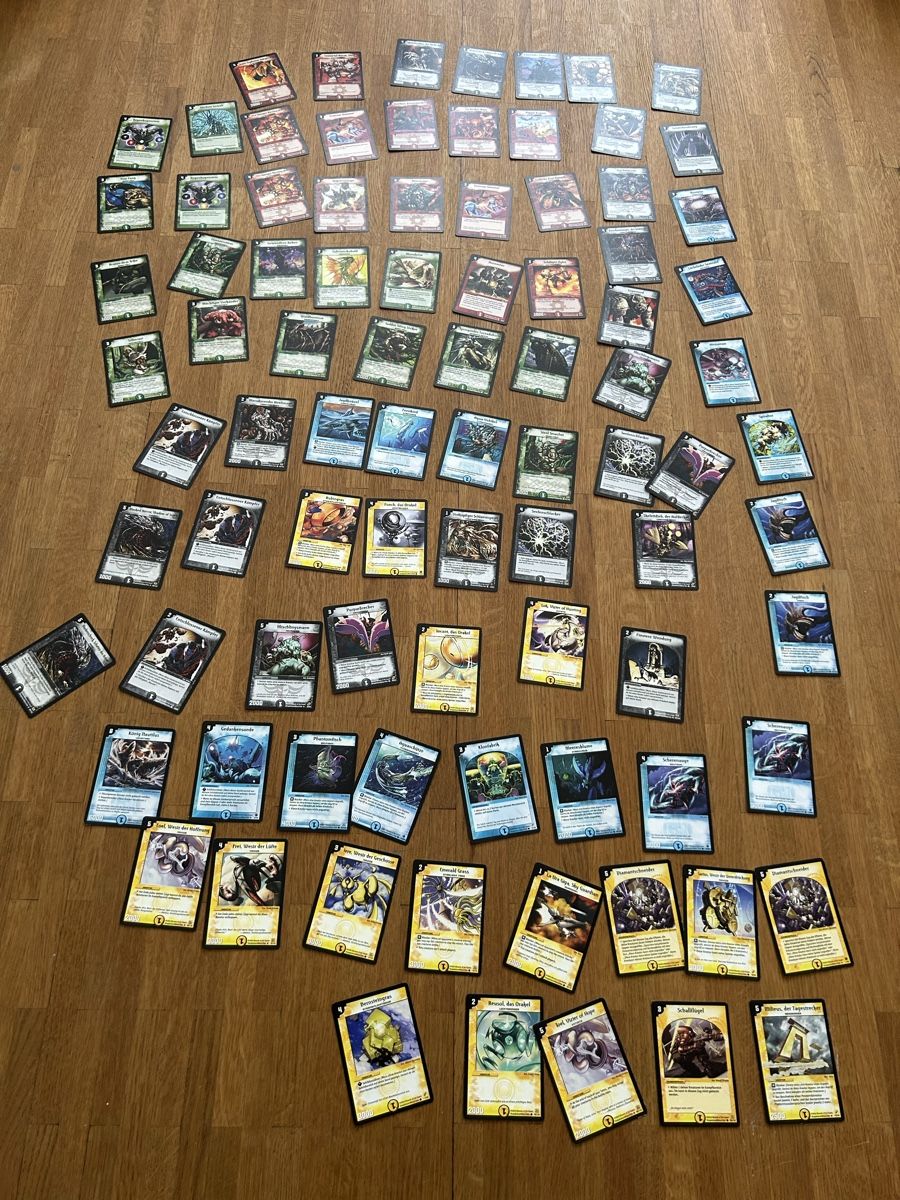 Carte collezionabili: Duell Masters Karten ca. 90 Decks und top Zustand – Usato da Bern venduto da cm12t191