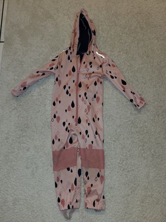 Softshell Overall rosa mit Gebrauchsspuren Gr.110/116