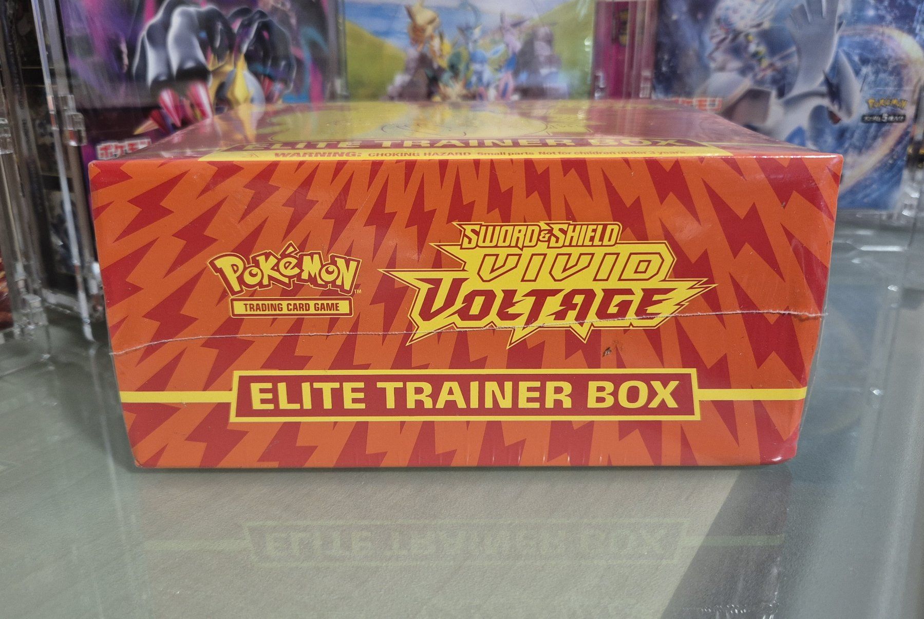 Pokémon Carte collezionabili: Pokémon Vivid Voltage Elite Trainer Box Englisch 2020 – Nuovo (secondo la descrizione) da Aesch BL venduto da bigboystoy 5