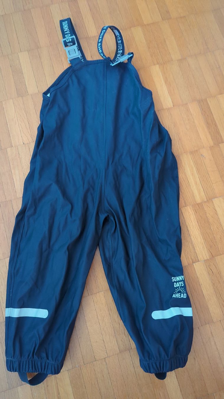 Lotti & Set di vestiti: Kleiderpaket Mädchen 86/92 – Usato da Zürich venduto da Rulabco 6