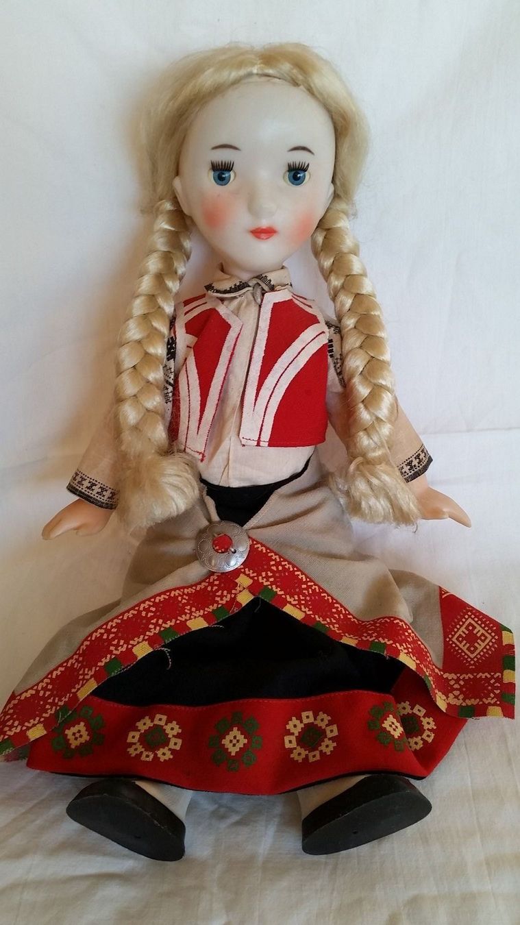 Puppen: Russiche Trachtenpuppe; antik, 45cm – Gebraucht aus Herrliberg von AlexandraBopp