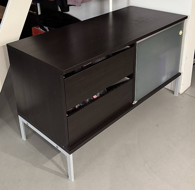 Ikea TV Möbel: IKEA Tobo TV Regal – Gebraucht aus Neuhausen von francesco1993