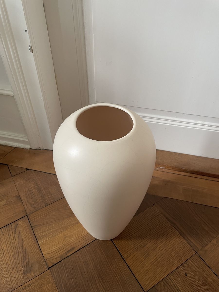 Vasi & Recipienti: Vase – Usato da Basel venduto da nadineraeber 1