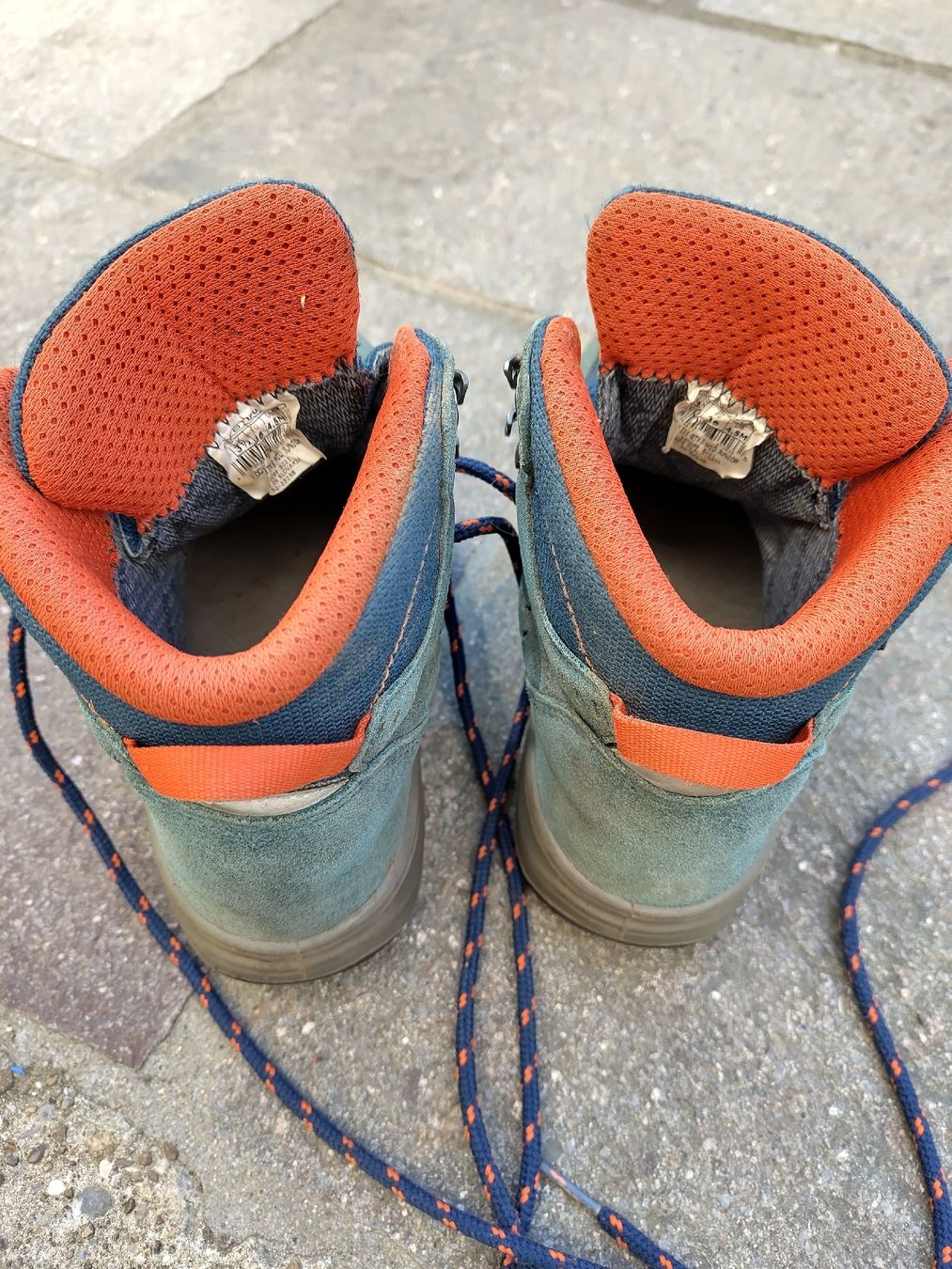 Lowa Scarpe per ragazzi: Lowa Wanderschuhe, Grösse 36 – Usato da Olten venduto da BrigitteSB 1
