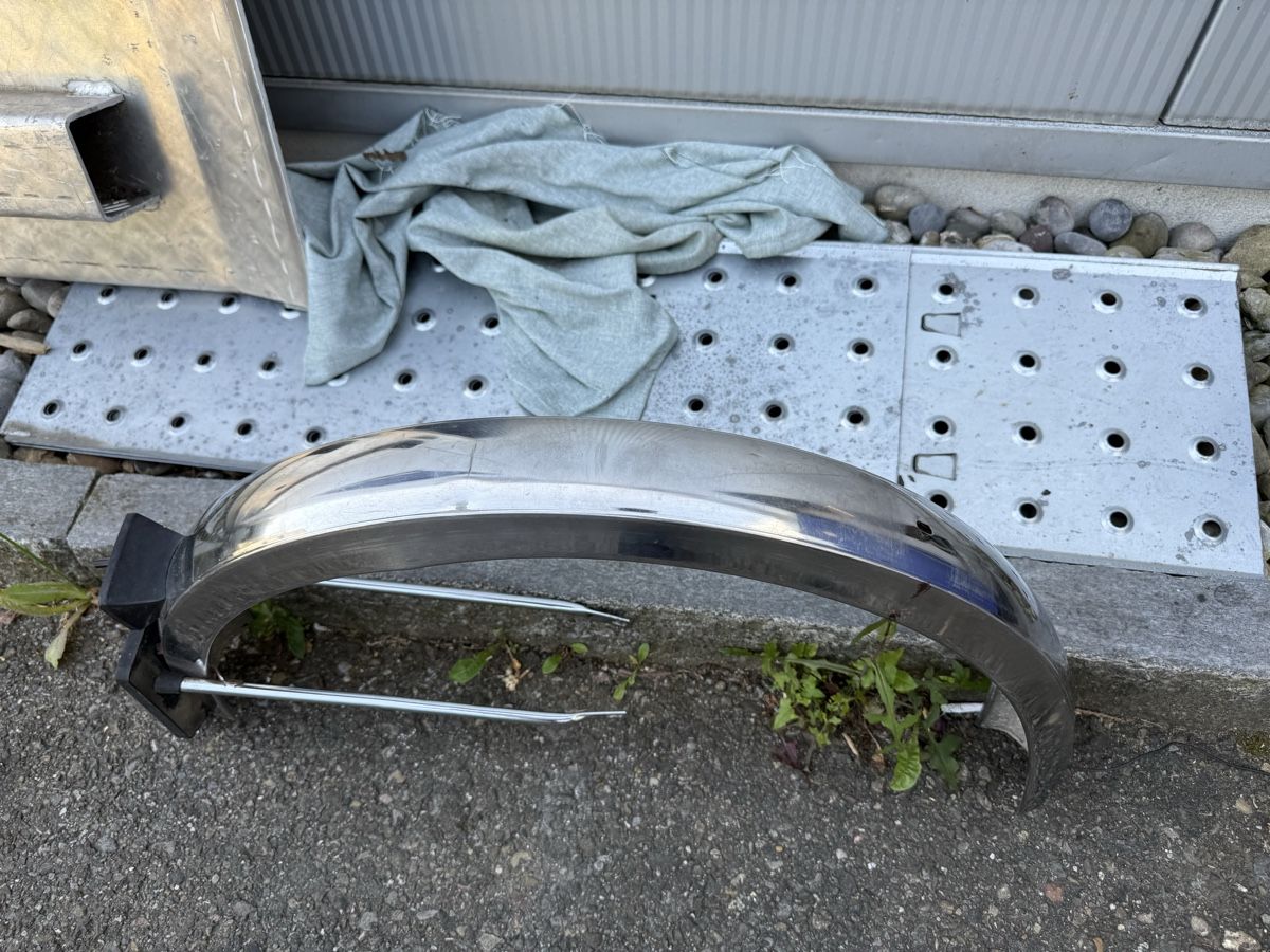 Hercules Ciclomotori: Mofa Hercules schutzblech – Usato da Hinwil venduto da Hegene5 1