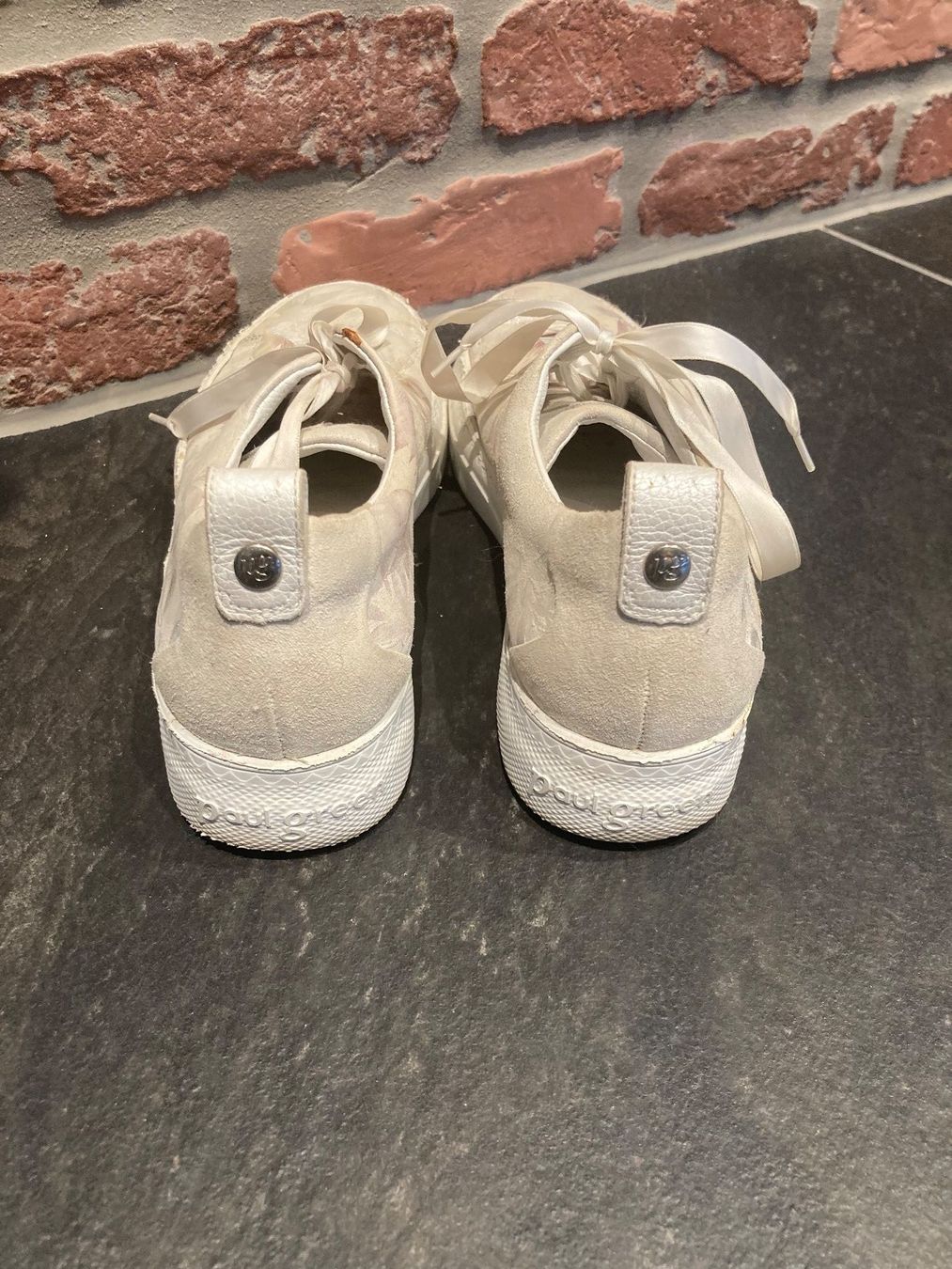 Scarpe da donna: Sneakers – Usato da Rorschach venduto da Loonimuh 2