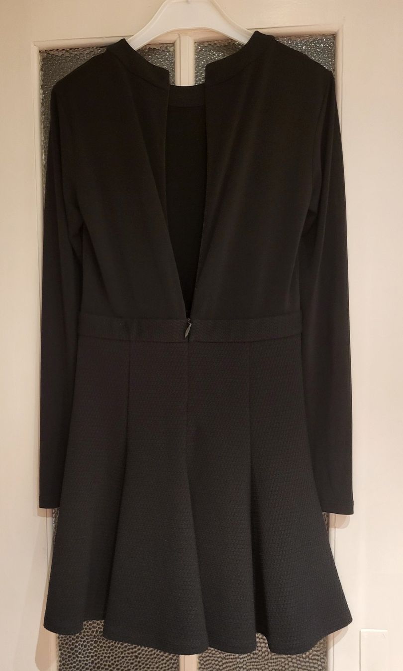 Vestiti: Elegantes Schwarzes Kleid Gr. 34 / 36 BCB GENERATION – Usato da Zürich venduto da Roberto040 1
