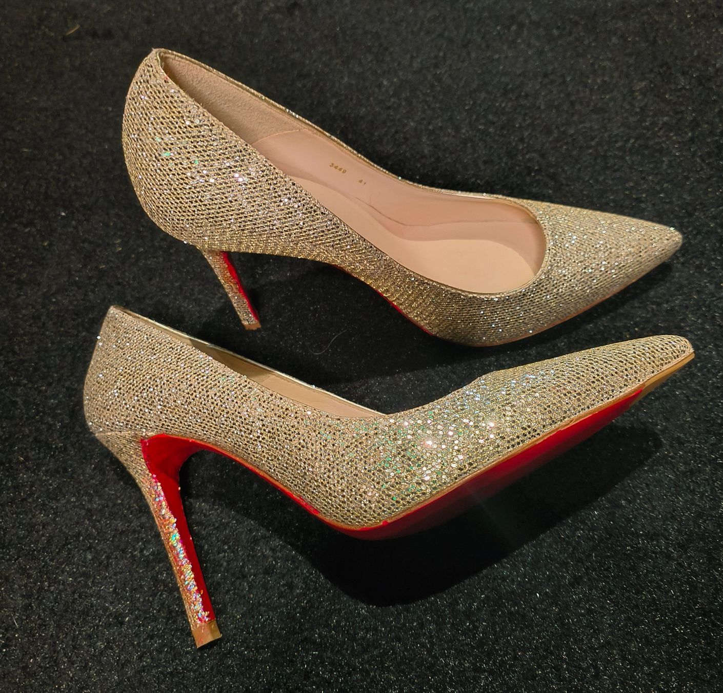 Damenschuhe: L.K. Bennett Glitzer Pumps Gr. 41 Vintage – Gebraucht aus Zürich von AlyaaG