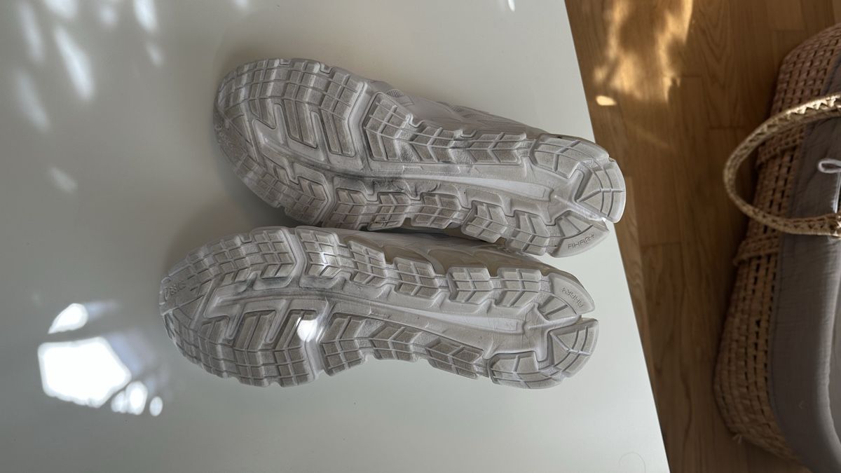 Asics Herrenschuhe: Asics Gel-Quantum 180 – Gebraucht aus Zürich von Hyper_racing 4