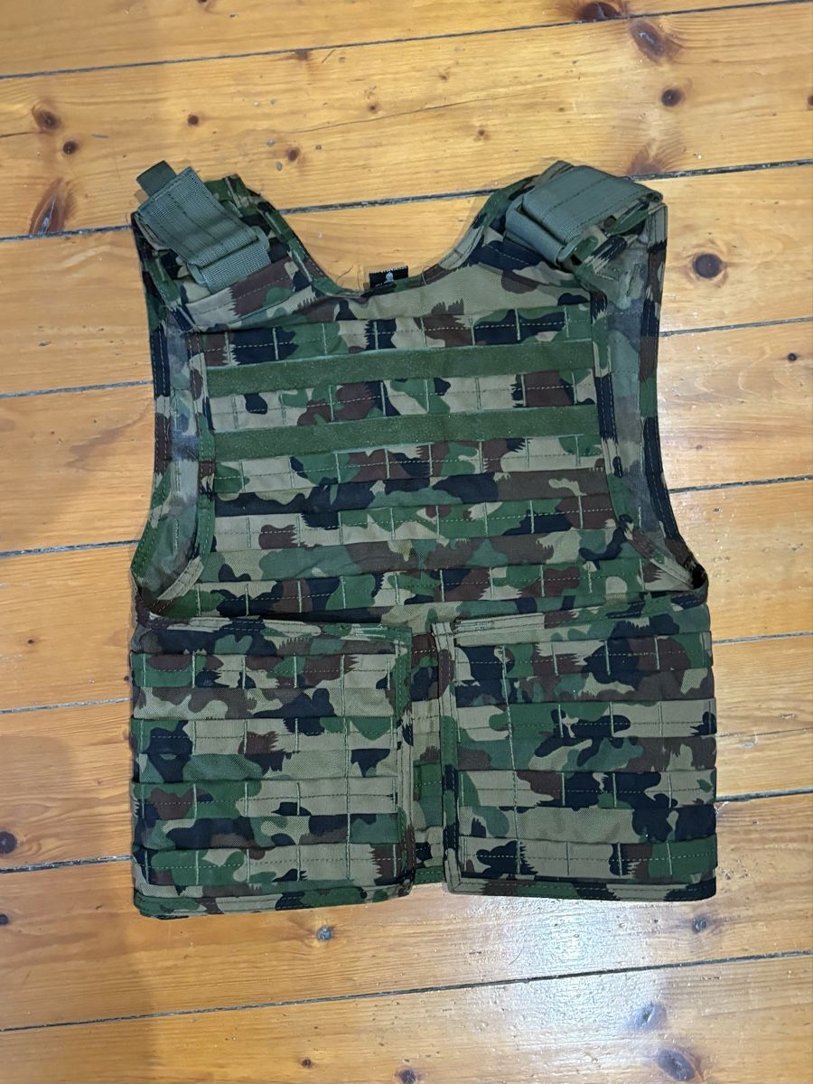 Gilets & Westen: TAZ 90 Vest – Gebraucht aus Novazzano von militaryautist 1