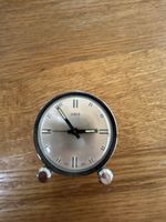Oris Wecker mechanisch silberfarben original Zustand