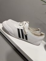 Adidas Sneaker Gr. 38 neuwertig 