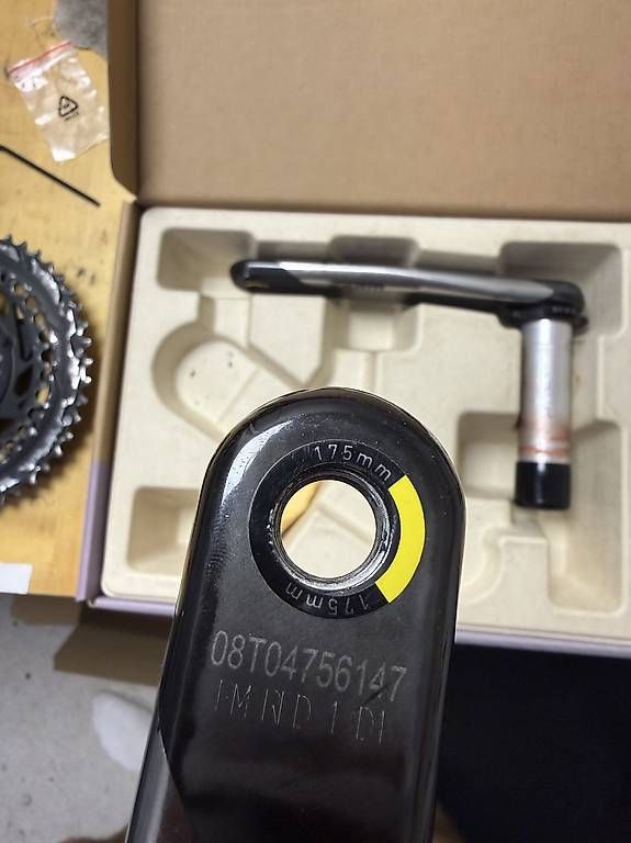 Pièces détachées: Sram Red 175mm Kurbel – D'occasion à Lufingen par colinluetzelschwab 1