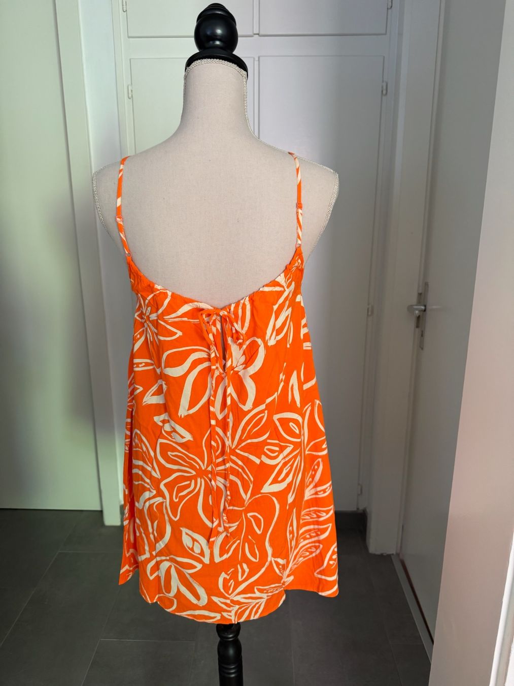 Etam Kleider: Etam - Robe de plage - M – Gebraucht aus Sion von accroshoes 2