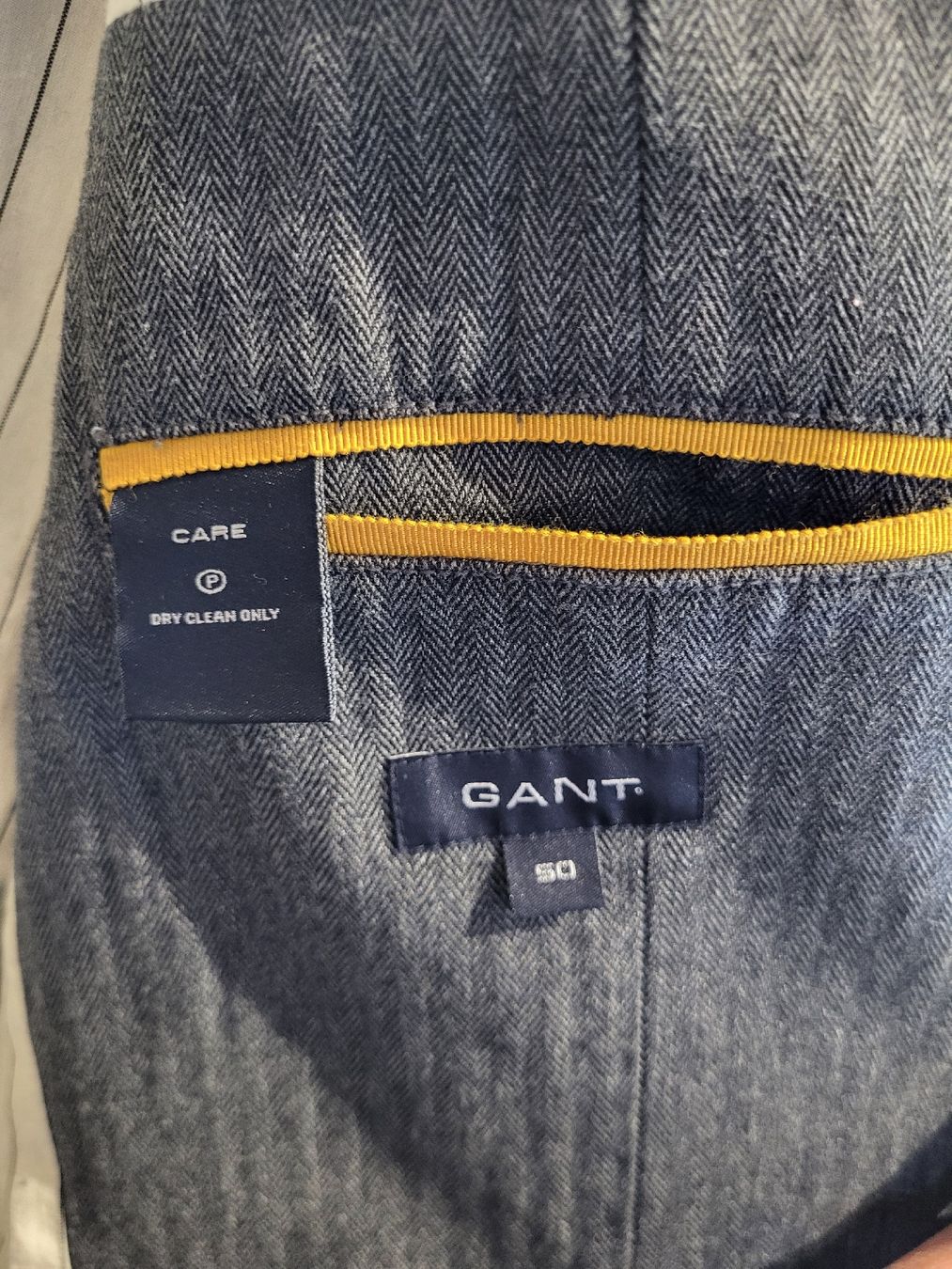 Gant Giacche: GANT - Doublée Veste JEANS, Sport-Chic, Taille 50 – Usato da Haute-Nendaz venduto da EmptyCloset 2