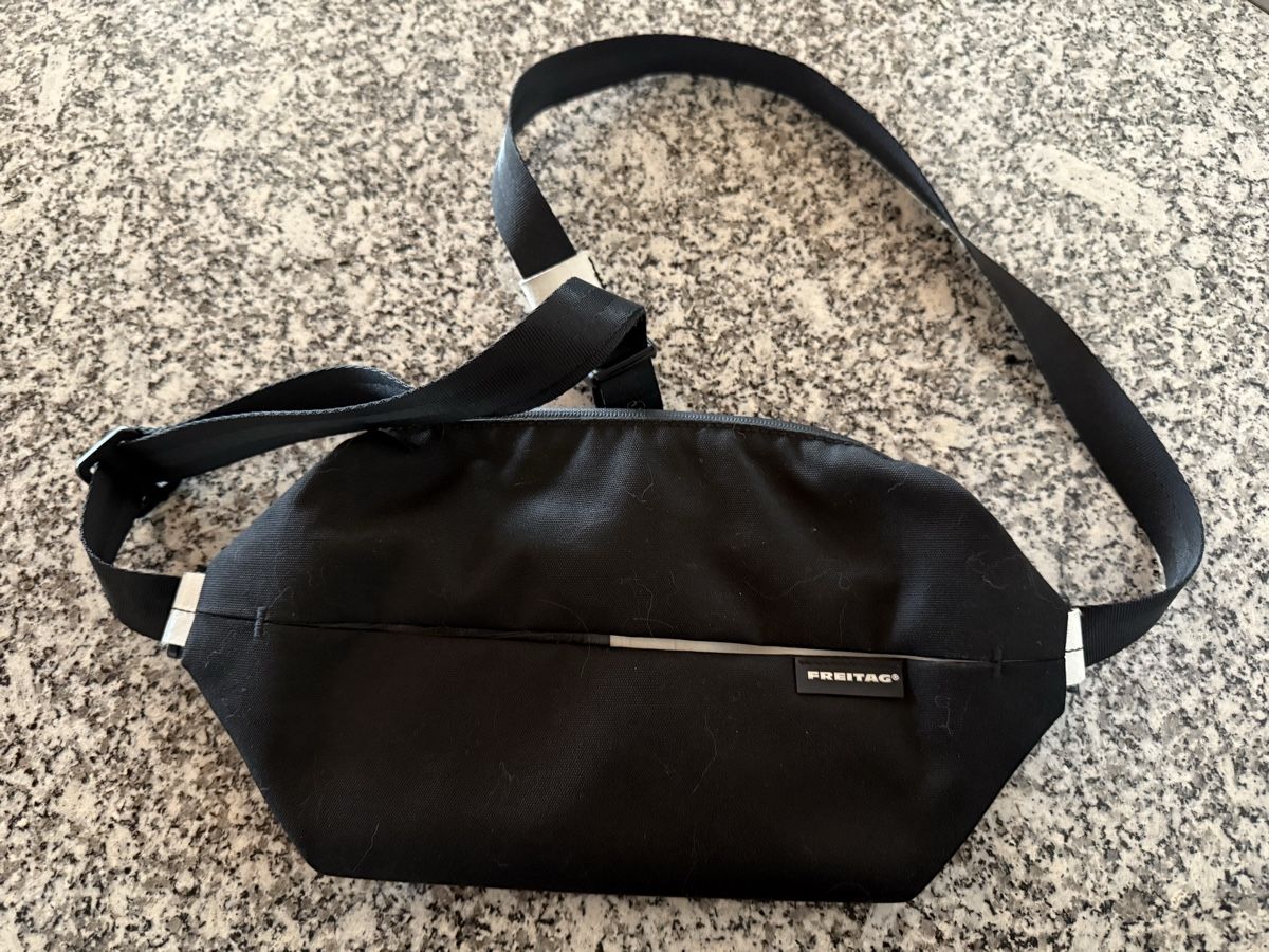 Freitag F645 PHELPS Crossnody Bag (Gebraucht) in kernenried für