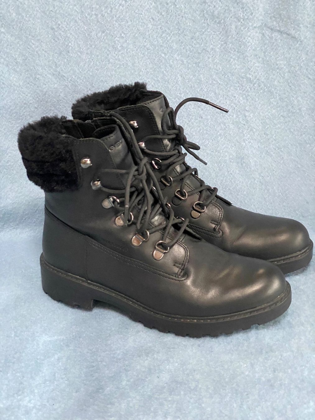 Geox Damenschuhe: Bottes Geox , état neuf. P: 36 – Gebraucht aus Denges von Tine88 1