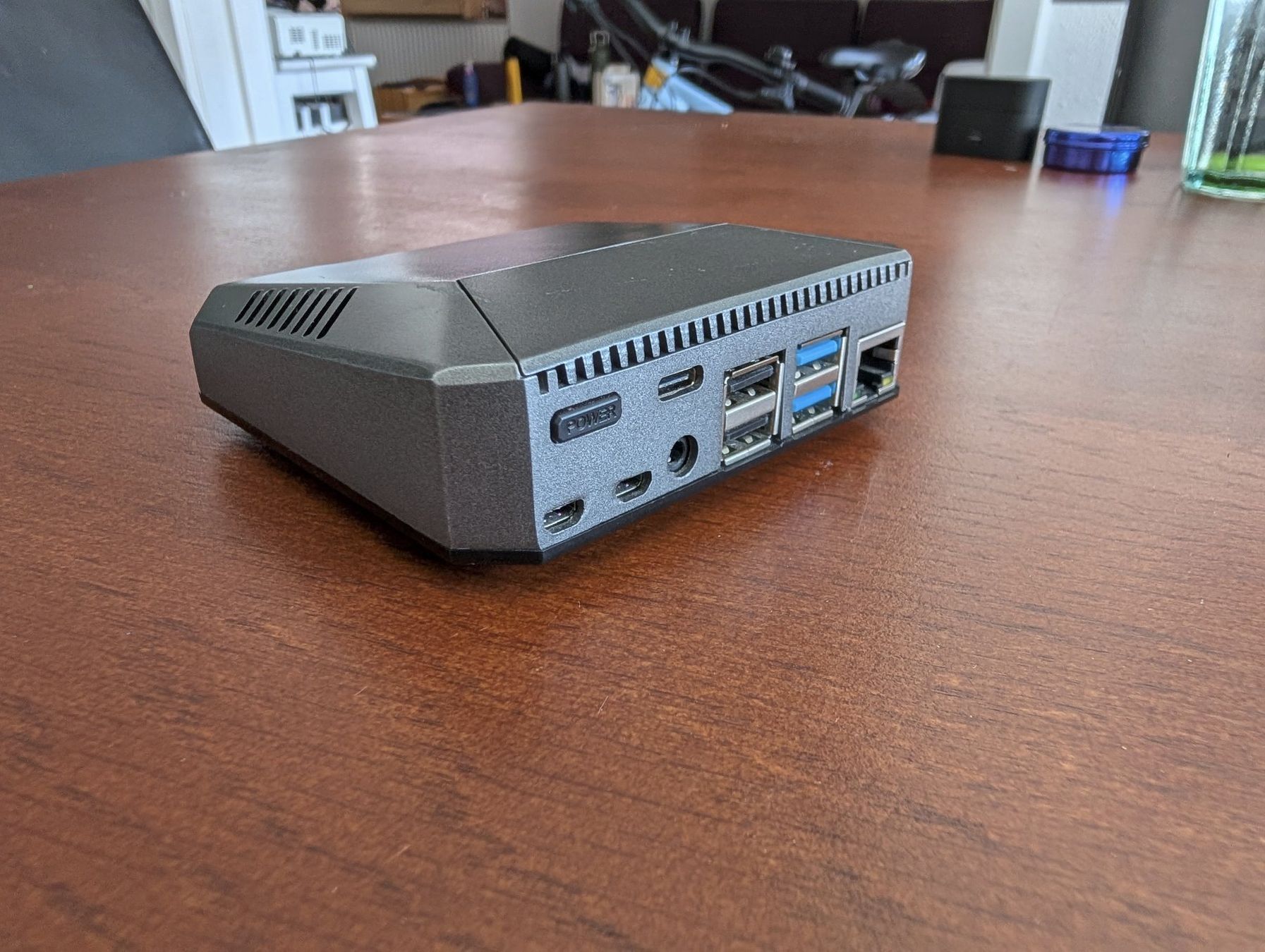 Raspberry Pi PC: Raspberry Pi 4 + Argon one Pi 4 + Netzteil USB C + Case – Usato da Winterthur venduto da cheotencho 1