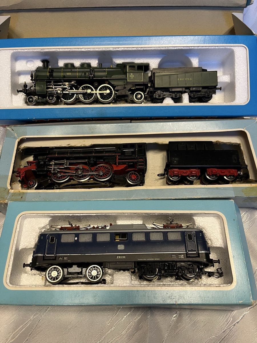 Märklin Trains électriques: Märklin 3 loks – Défectueux à Olten par krabe05