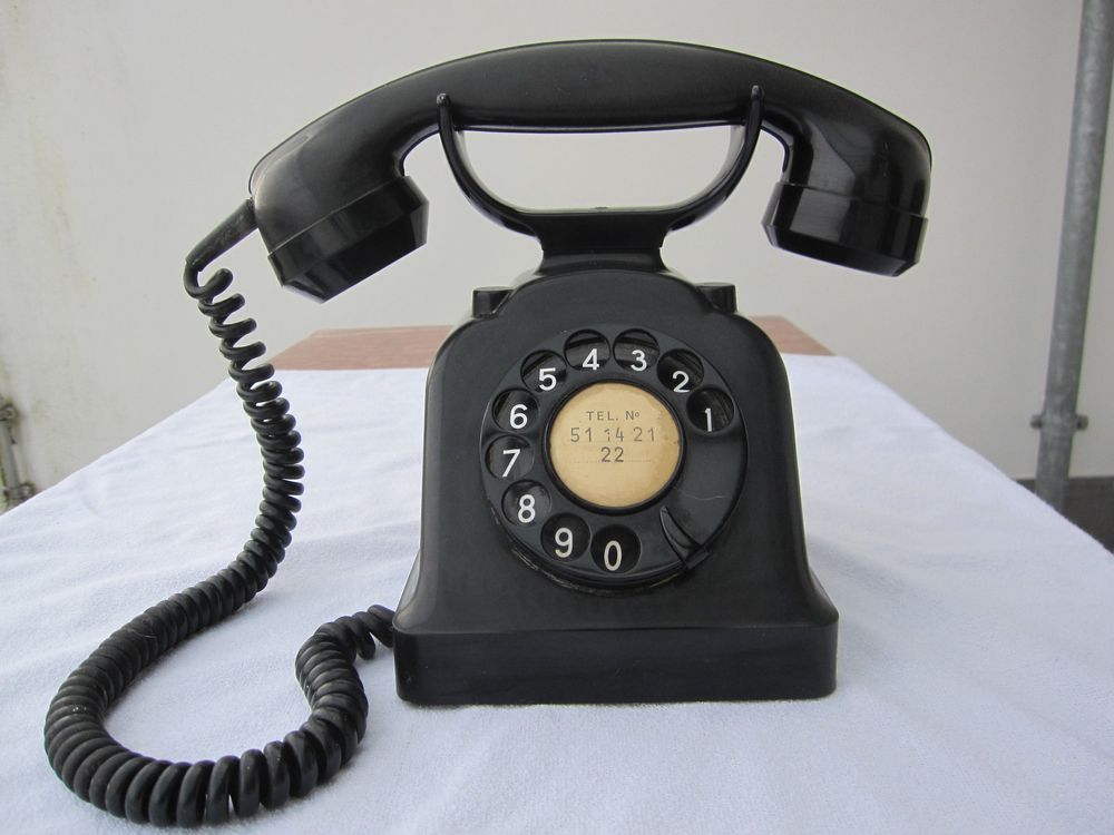 Vintage Telefon-Apparat HFTR, mit Doppelglocke, schwarz 1