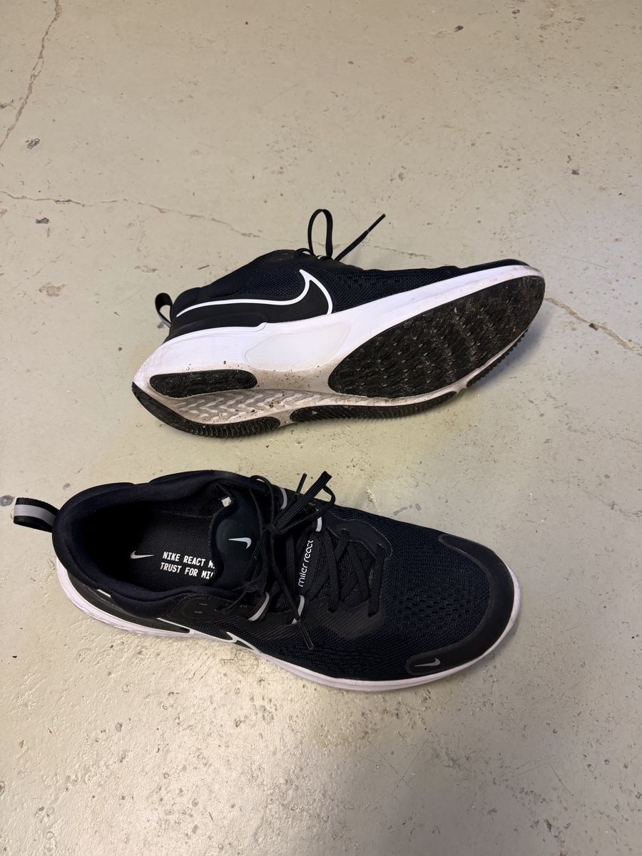 Nike Herrenschuhe: Nike Air Max React Miller – Neu (gemäss Beschreibung) aus Uster von sneakerchris2001
