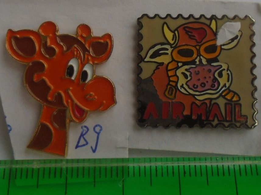 Plaketten & Abzeichen: 2 ver. Tier Pins (B9) – Gebraucht aus Winterthur von beli200