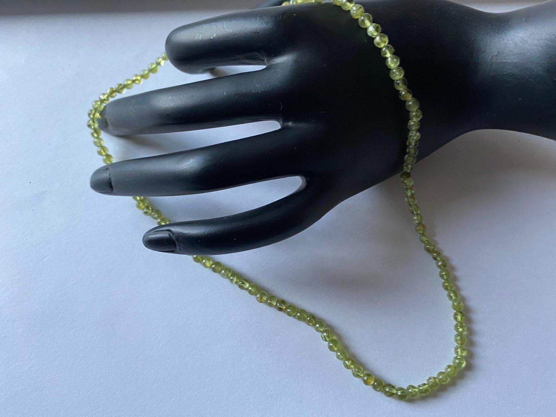 Ketten: Kette, Peridot, Länge 40cm, (5) – Neu (gemäss Beschreibung) aus Muri b. Bern von Silberqualle