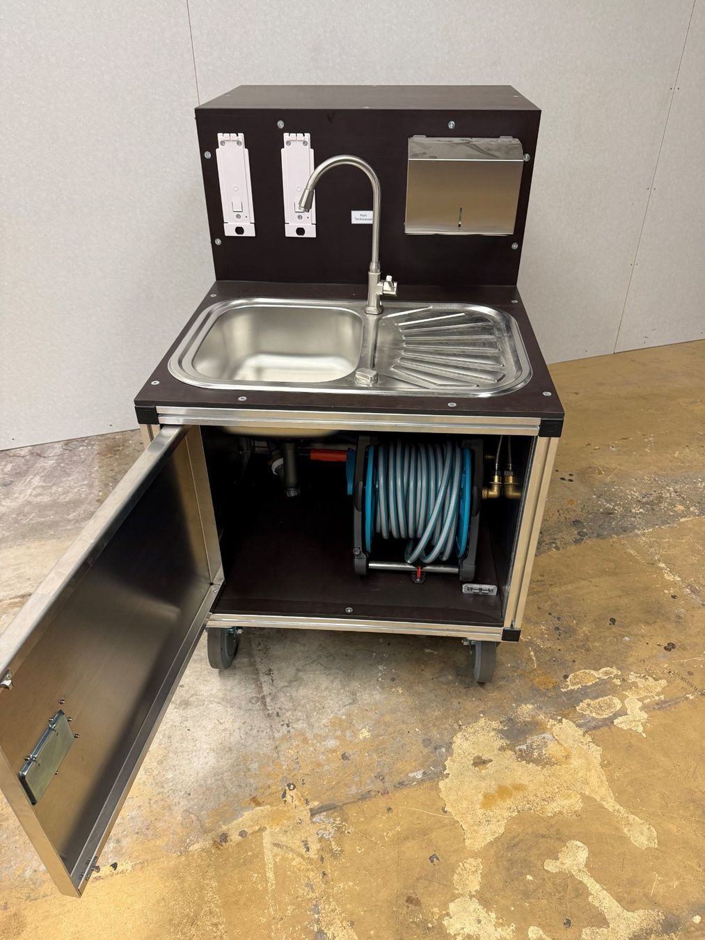 Eléments de bureau: Feuerwehr Rollcontainer Hygiene Typ 1 – Neuf (Voir description) à Wangen SZ par FERESTA_AG 4
