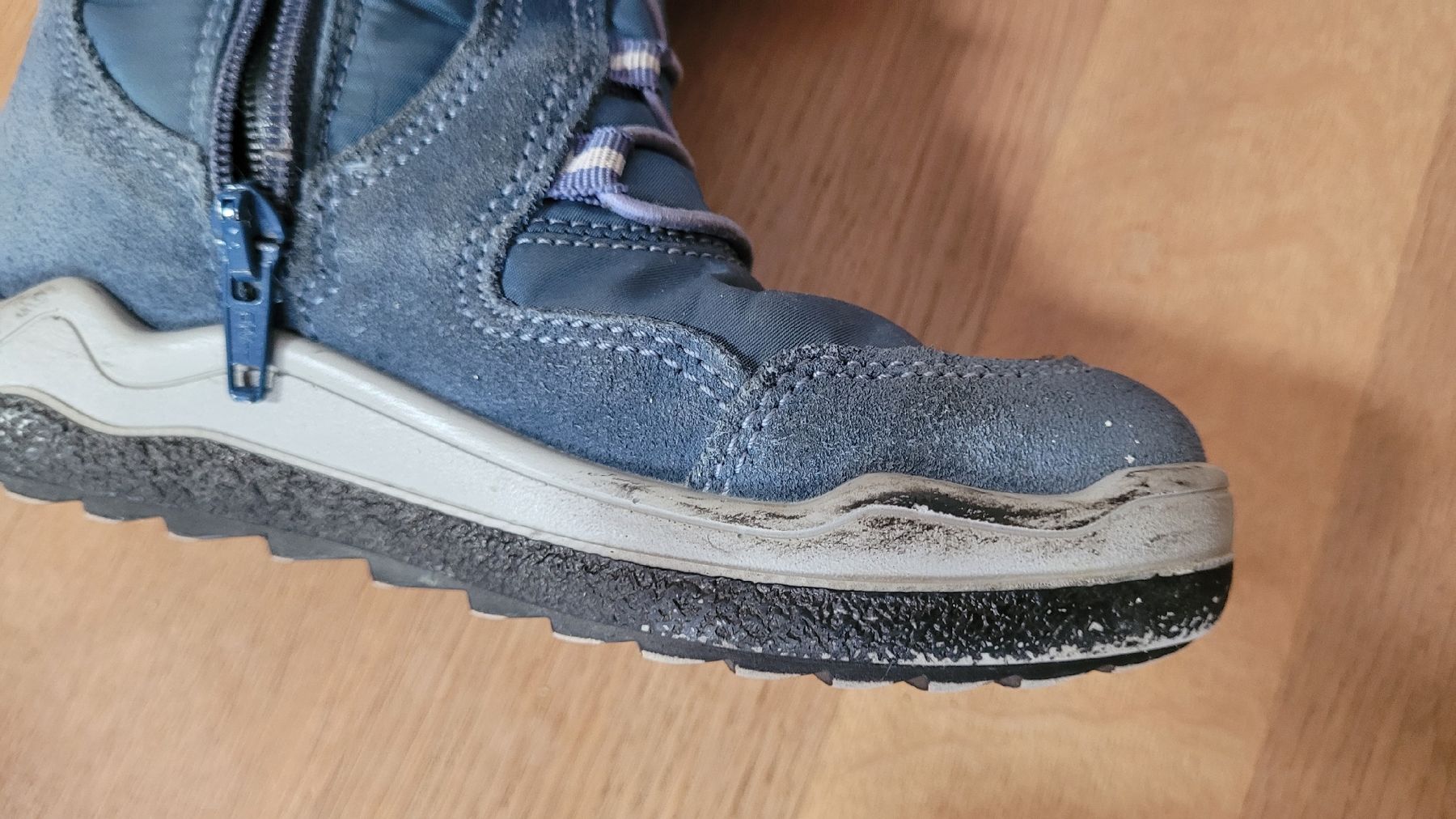 Scarpe per ragazze: Warme Winterstiefel, Grösse 29 – Usato da Uetendorf venduto da Heyhey3661 7