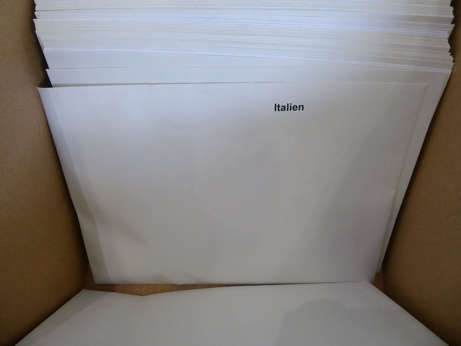 Tutti i francobolli: Interessanter Posten Briefmarken Weltweit – Usato da Rothrist venduto da swisstools 5