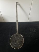 Antike Schaumkelle, Vintage Abtropfkelle, Metallsieb