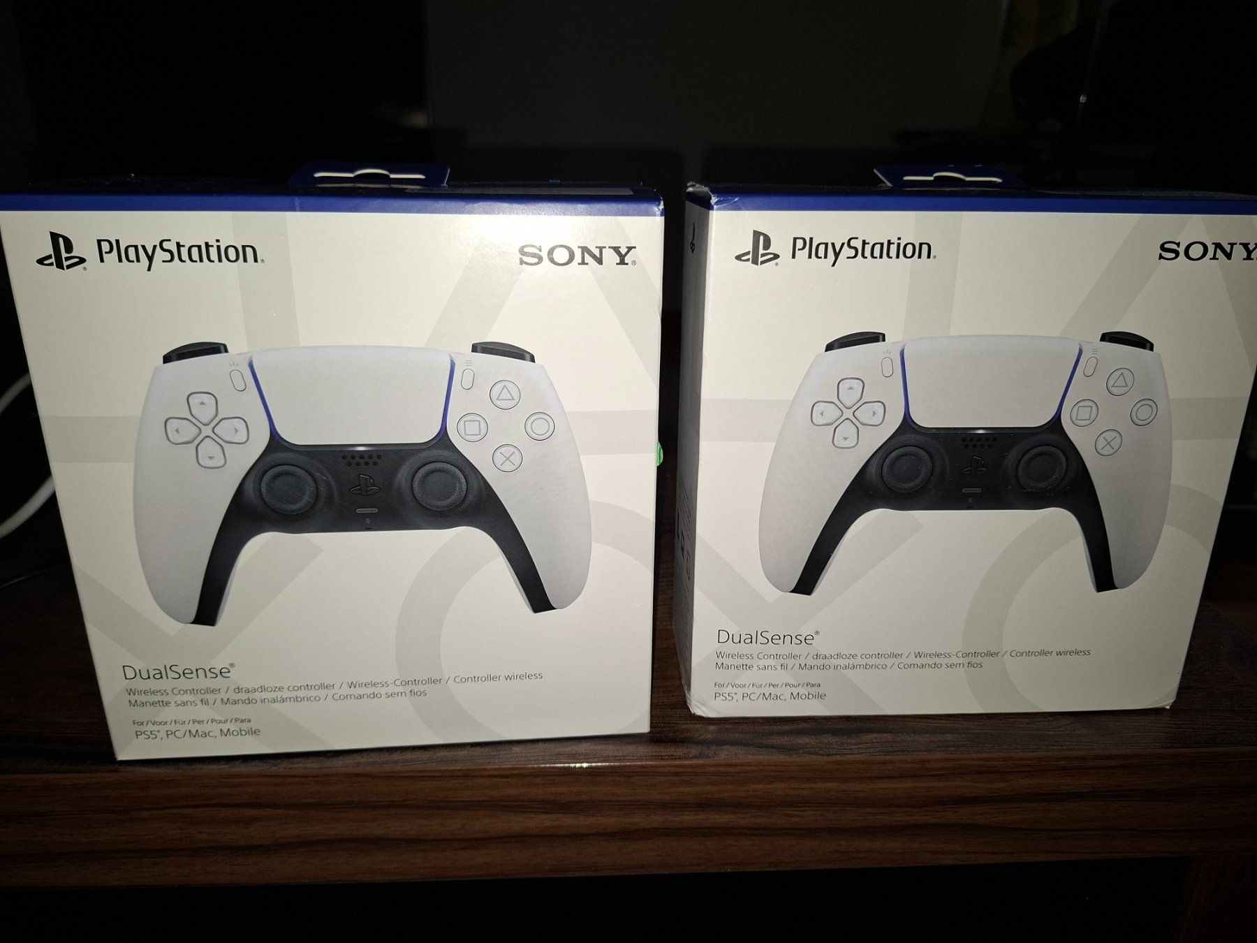 Controller: 2x PS5 Dual Sense Controller – Nuovo e nell'imballaggio originale da Aarau venduto da oegiwan