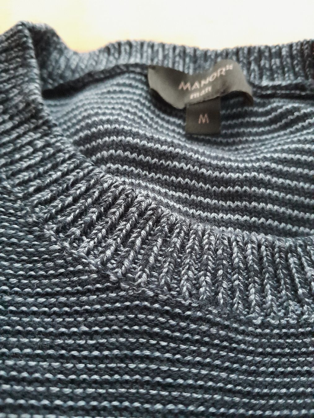 Manor Maglioni & Felpe: Herren Strickpullover von Manor, Grösse M – Usato da Winterthur venduto da MaaKath 2