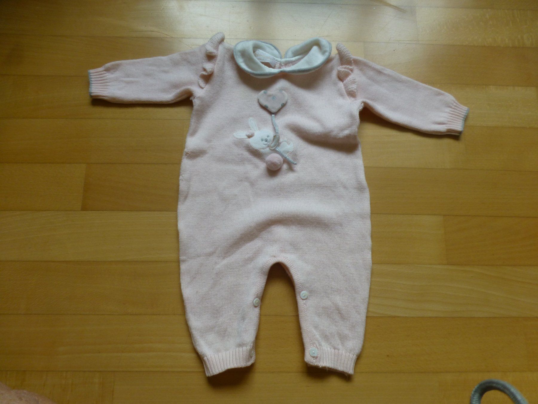 Pagliaccetti: Baby Mädchen-Strampler, neu – Nuovo (secondo la descrizione) da Hergiswil NW venduto da annettelia