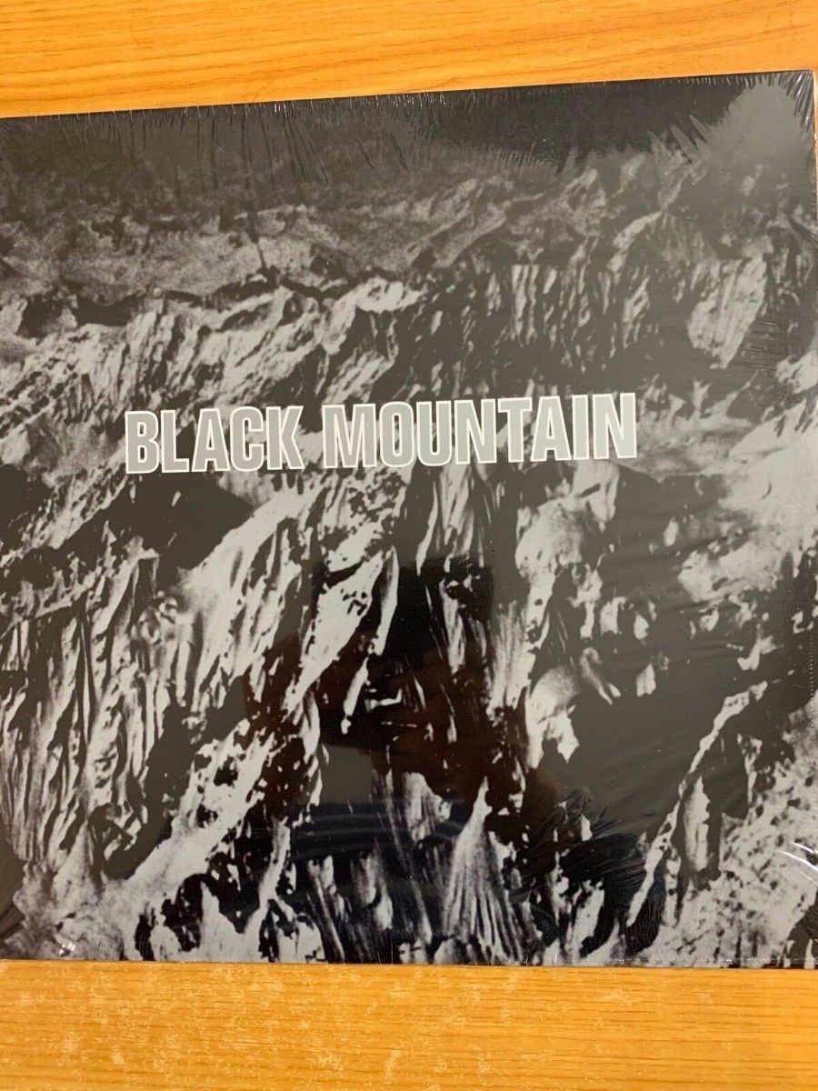 Vinyles: Black Mountain - Same / 1. US-Pres. 2005 - NEW & Sealed – D'occasion à Gais par soundcave57