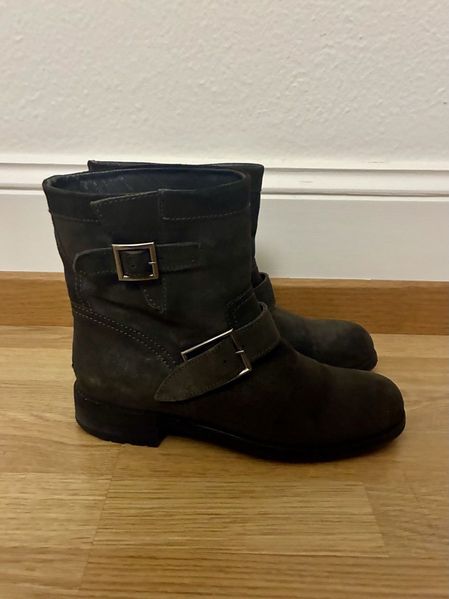 Jimmy Choo Damenschuhe: JIMMY CHOO Boots – Gebraucht aus Zürich von liviam1 6