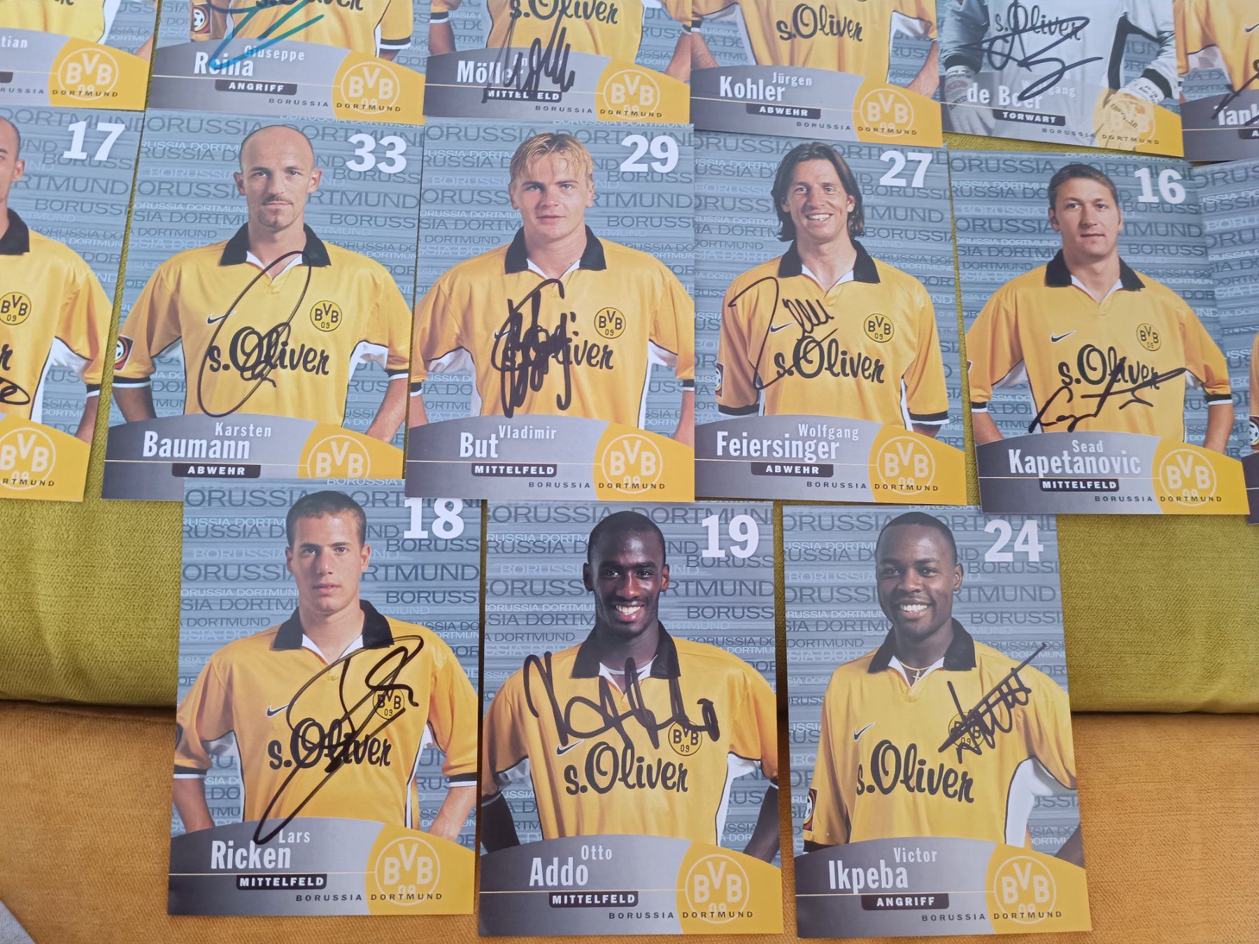 Autografi: 27x Borussia Dortmund - BVB Handsignierter Satz – Usato da Menziken venduto da Artographs 3
