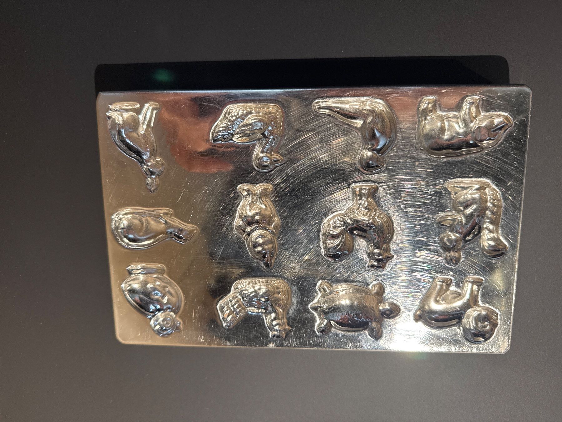 Teglie da forno: Moule chocolat plaque pacques schokoladenform – Usato da Lajoux JU venduto da Briard0