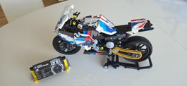 BMW Motorrad (nicht LEGO Technic,  Bausteine aber identisch)
