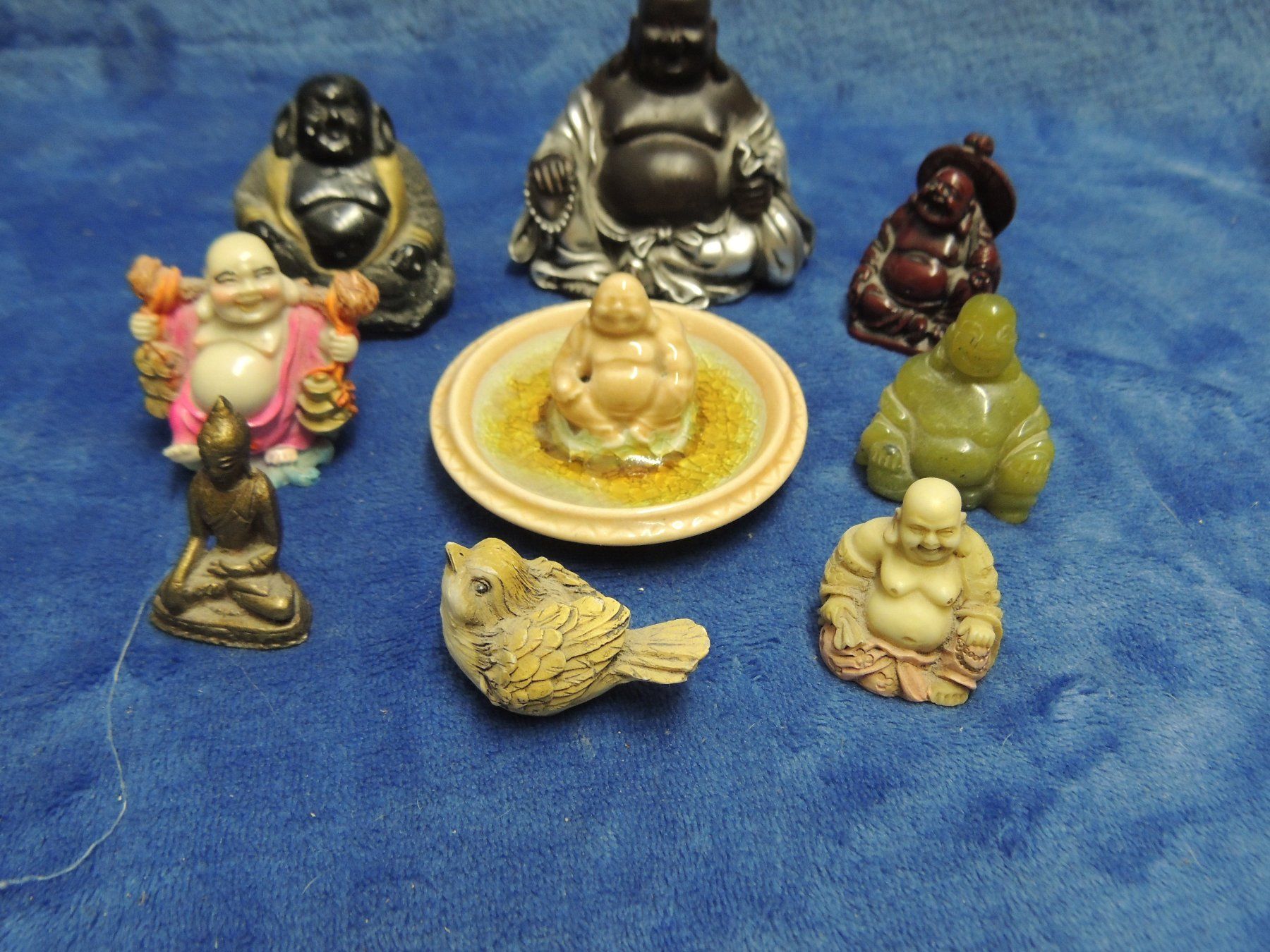 Statuette: Buddha Sammlung mit 8 Stück – Usato da Mollis venduto da Hg 1