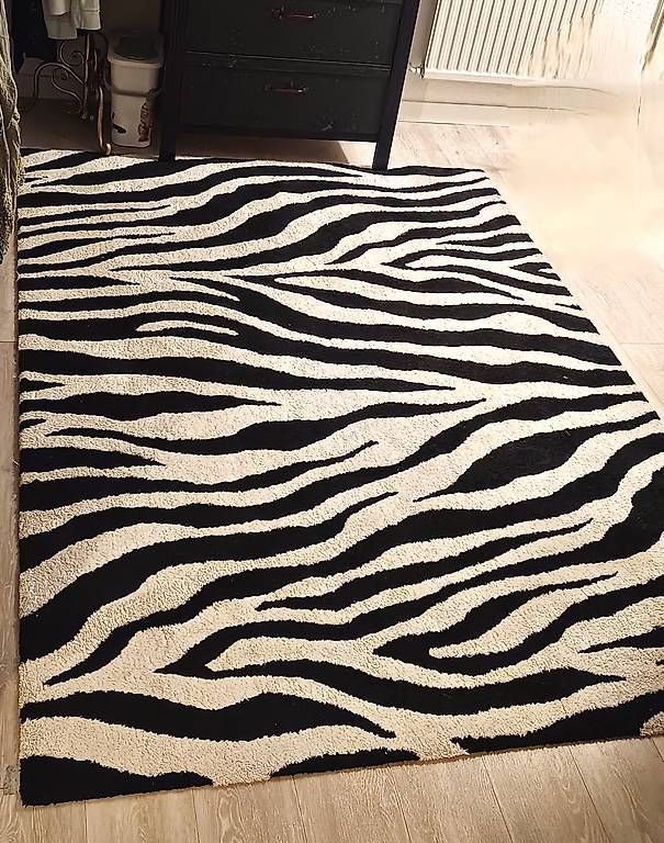 Tappeti: Teppich Zebra Muster – Usato da Menziken venduto da Yarasa_