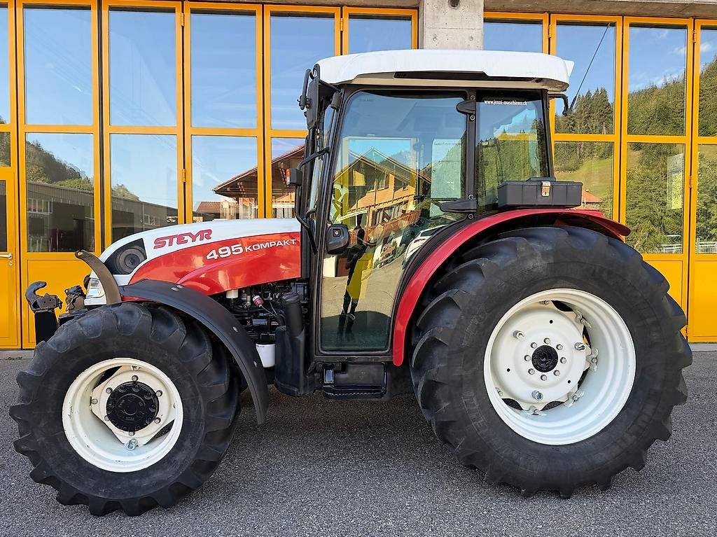 Steyr Trattori: Traktor Steyr 495 Kompakt – Usato da Flühli LU venduto da JeMa-Tech 3