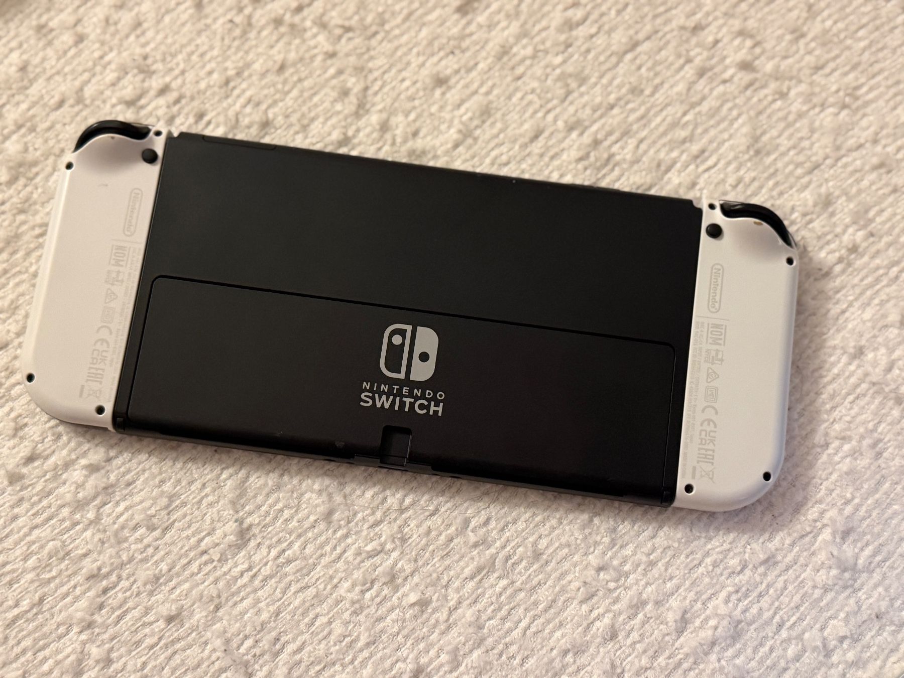 Nintendo Consoles: Nintendo Switch (OLED-Modell) – D'occasion à Zürich par odnaloshadka 2