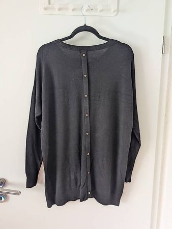 Schwarzes Langarmshirt