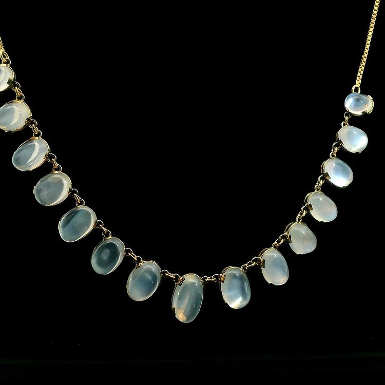 Exquisite Vintage Mondstein Halskette aus 750er Gelbgold 4
