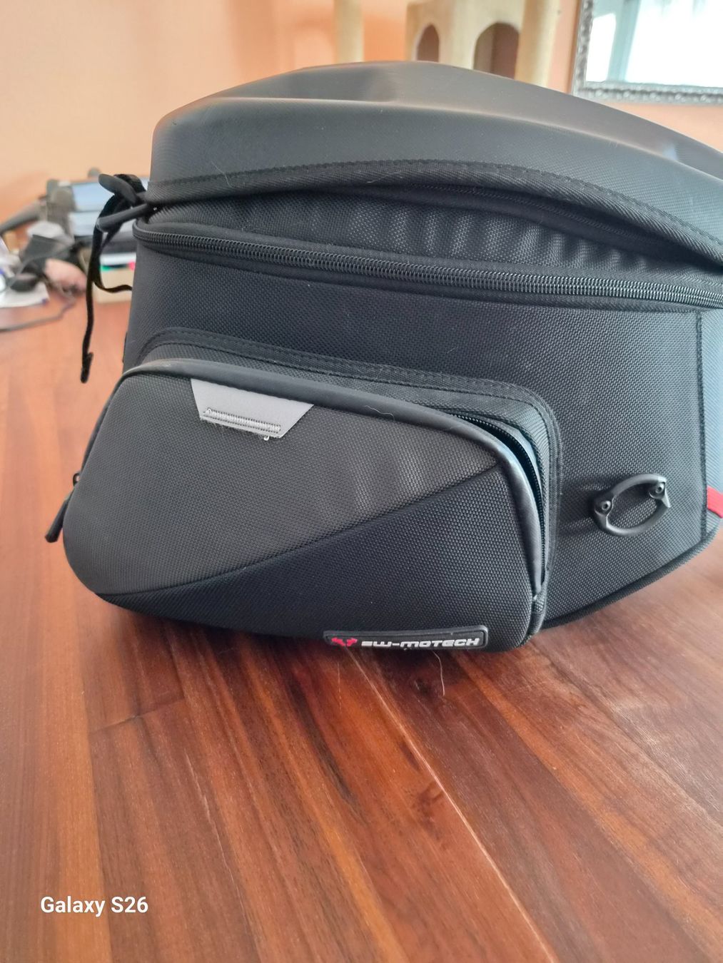 Topcase: Motorrad Tankrucksack schwarz – Gebraucht aus Bremgarten b. Bern von Iseli21 4