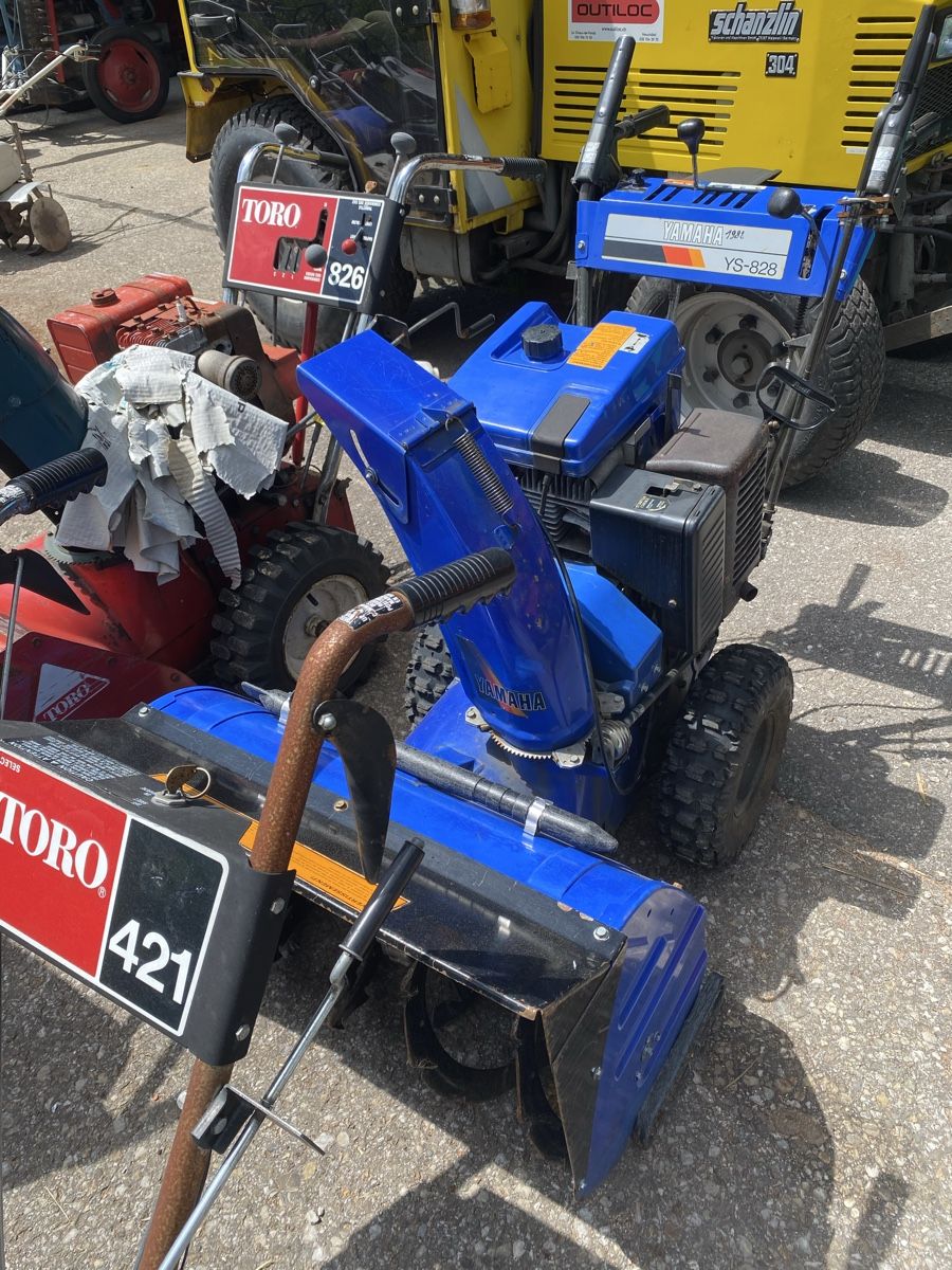 Tutte le macchine: Déneigeuse Husqvarna et Yamaha défectueuses  – Difettoso da la chaux de fonds venduto da Britchon1 2